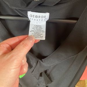 Women’s sleeveless ruffle tank